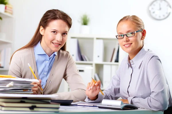 Empregados felizes — Fotografia de Stock