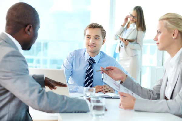 Jefe al habla. — Foto de Stock