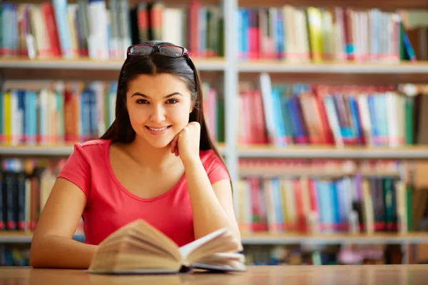 Reading time — Stock Photo, Image