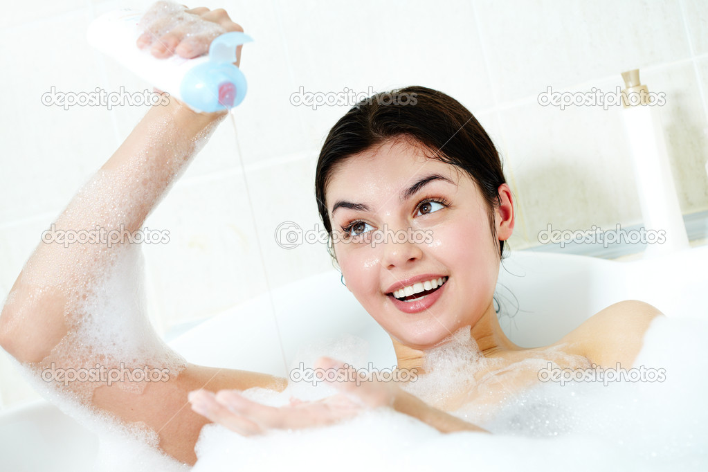 Washing in bath
