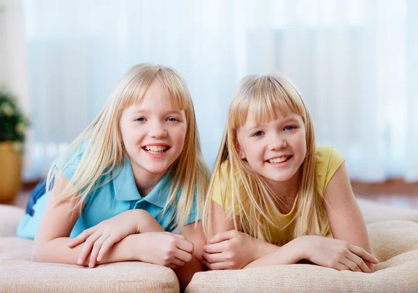 Pretty twins — Stock Photo, Image