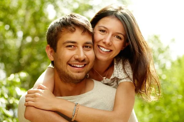 Casal feliz — Fotografia de Stock