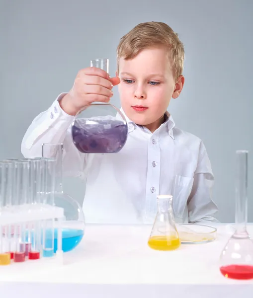 Young experimentalist — Stock Photo, Image