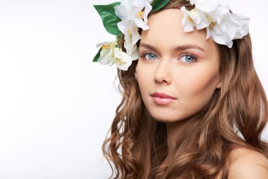 Bahar saç modeli