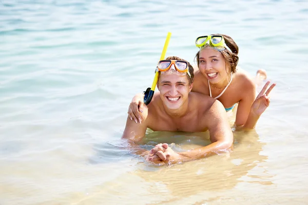 Mergulhadores sorridentes — Fotografia de Stock