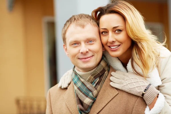 Glückliche Daten — Stockfoto