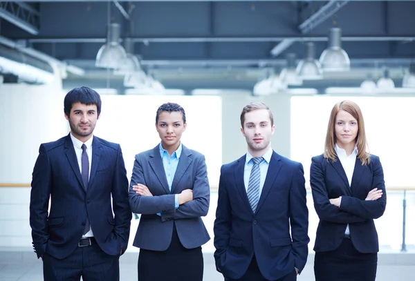 Multi-ethnisches Geschäftsteam — Stockfoto