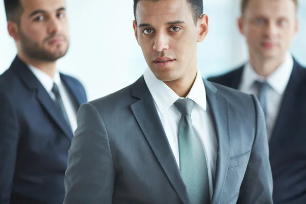 Elegante hombre de negocios — Foto de Stock