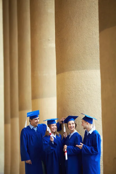 Studenten praten — Stockfoto