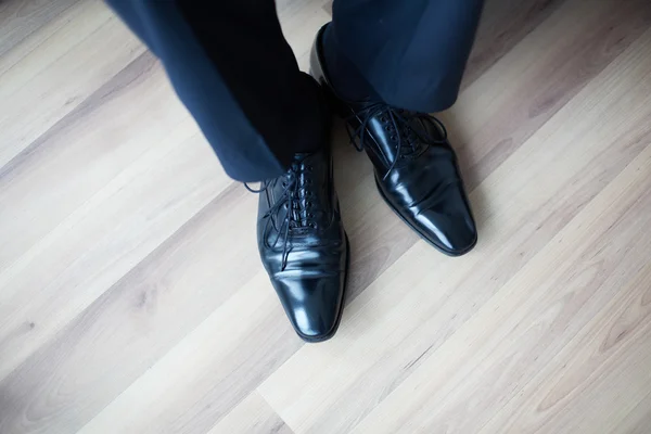 Feet in boots — Stock Photo, Image