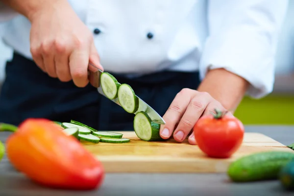 Cutting vegs — Stock Photo, Image