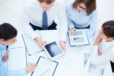 belgelerin tartışılması