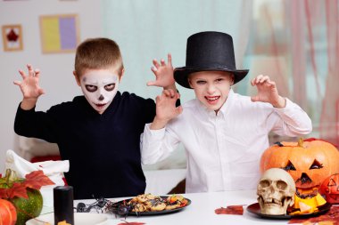 Cadılar Bayramı scare