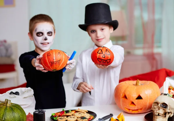 Showing pumpkins — Stock Photo, Image