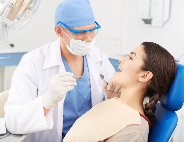 Dal dentista — Foto Stock