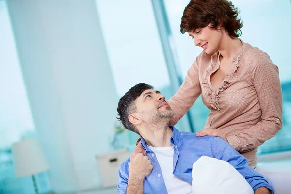 Flirty couple — Stock Photo, Image