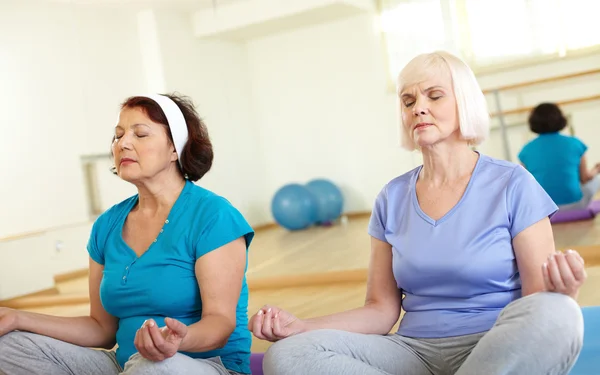 In pose of lotus — Stock Photo, Image