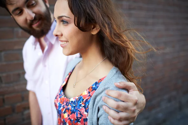 Girl and her sweetheart — Stock Photo, Image