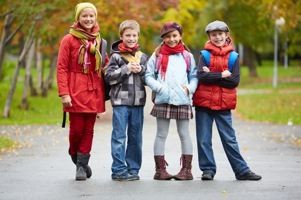 Group of schoolkids — Stock Photo, Image