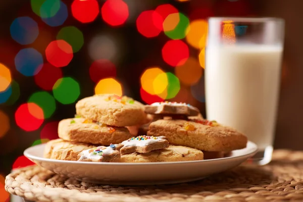 Печиво і молоко — стокове фото