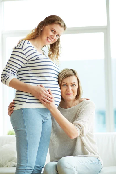 Attendre son petit-enfant — Photo