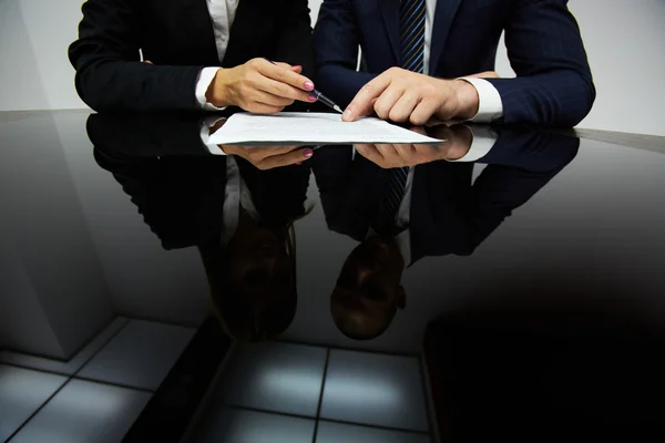 Negotiating — Stock Photo, Image