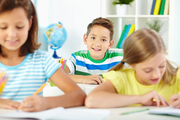 Glücklicher Schüler — Stockfoto