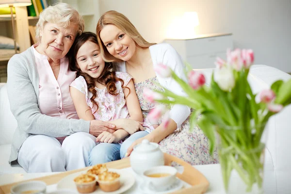 Vriendelijke familie — Stockfoto