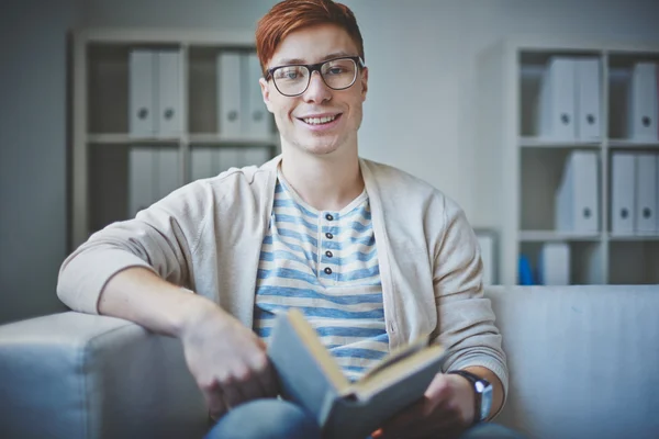 Estudiante inteligente — Foto de Stock