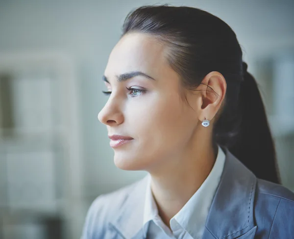 Mujer de negocios tranquila — Foto de Stock