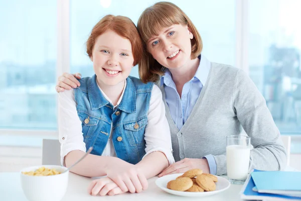 Mother and daughter — Stock Photo, Image