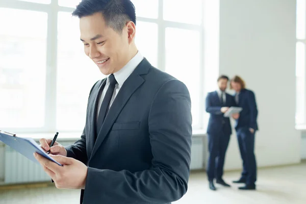 Plan de redacción para hombres de negocios — Foto de Stock