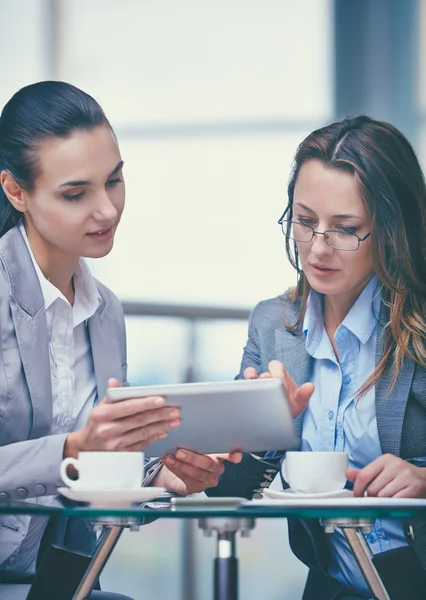 Networking together — Stock Photo, Image