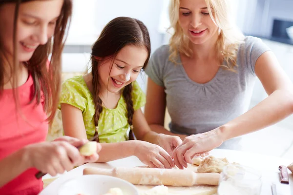 Matlagning bakelse — Stockfoto