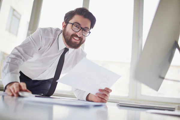 Hombre de negocios satisfecho —  Fotos de Stock