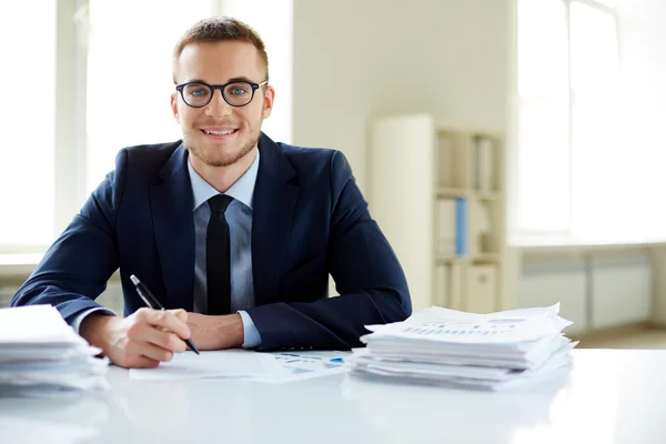 Gelukkige werknemer — Stockfoto