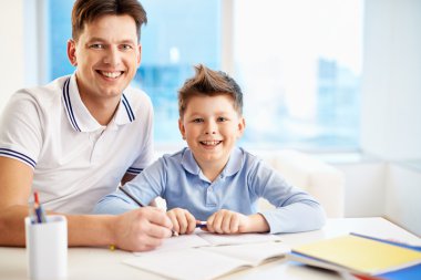 Baba ve oğul çizim