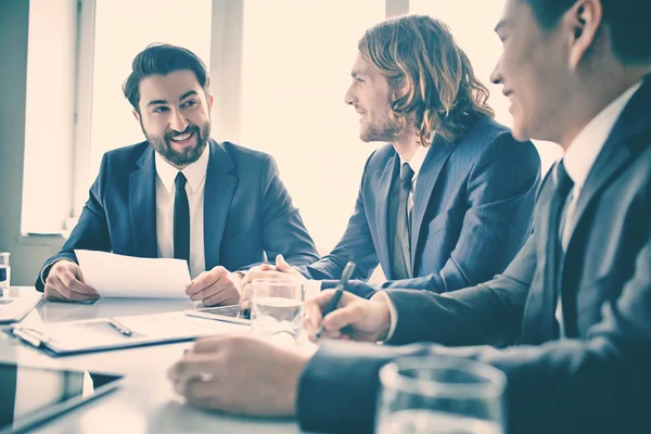 Managers at meeting — Stock Photo, Image