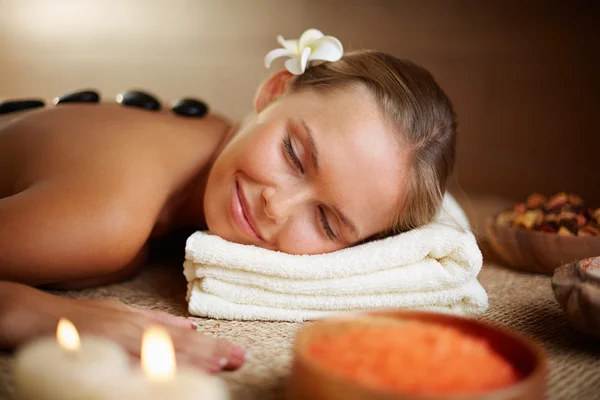 Female enjoying spa procedure — Stock Photo, Image