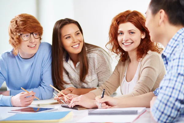 Smart groupmates — Stock Photo, Image