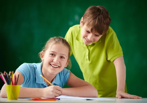 Estudantes inteligentes — Fotografia de Stock