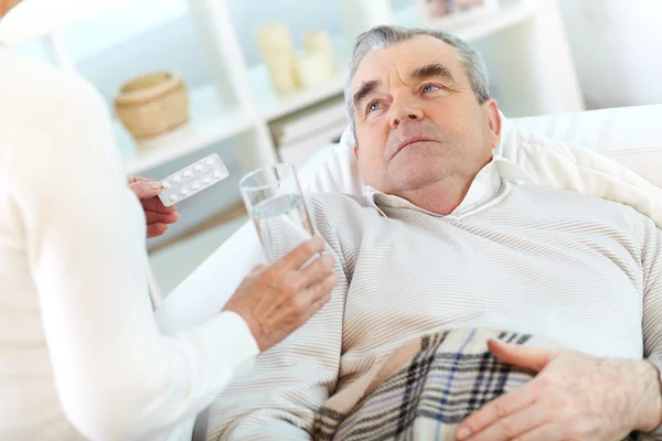 Sick senior man — Stock Photo, Image