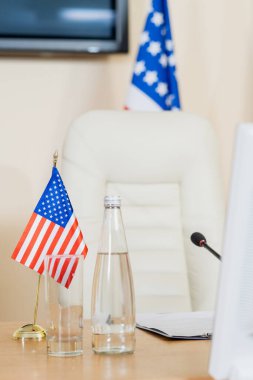 Amerikan Siyasi Temsilcisine Yer