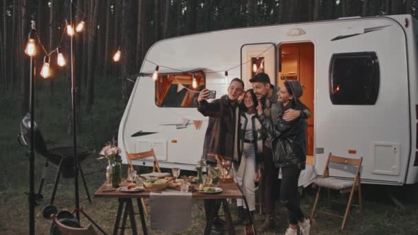 Slowmo Tracking Shot Happy Young Friends Standing White Campervan Parked — Stock Video