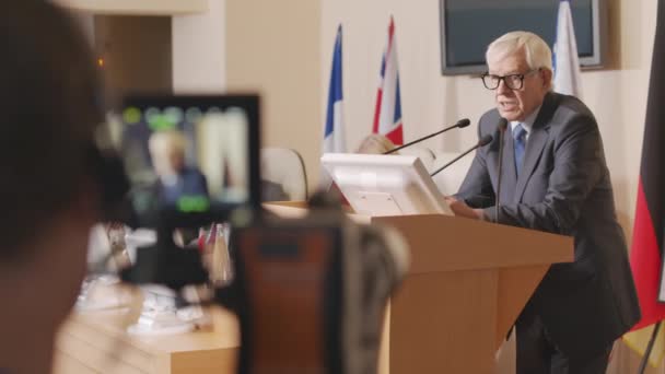 Fotografía Media Operador Irreconocible Grabando Video Político Caucásico Alto Rango — Vídeos de Stock