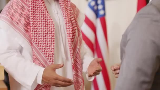Orta Doğu Arap Erkek Siyasi Liderlerin Basın Toplantısında Anlaşma Yaptıktan — Stok video