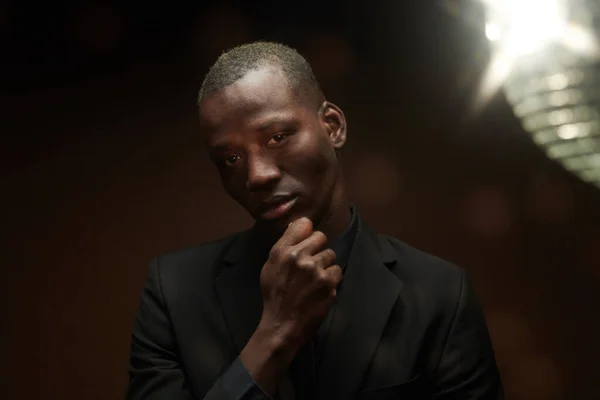 African man in elegant black suit — Stock Photo, Image