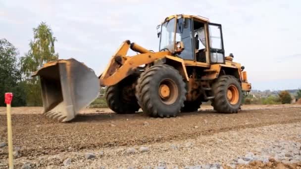 Belarús Minsk Octubre 2021 Tractor Bulldozer Drives Close Cargador Frontal — Vídeo de stock