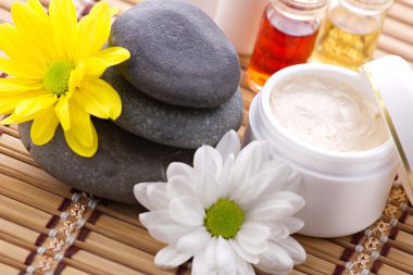 yüz ve vücut spa-kozmetik ürünler