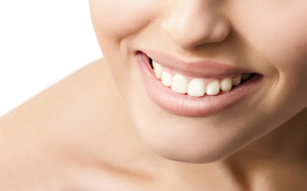 Sorrindo mulher boca withl dentes brancos — Fotografia de Stock